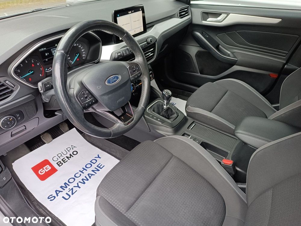 Ford Focus 1.0 EcoBoost Trend Edition Business - 10