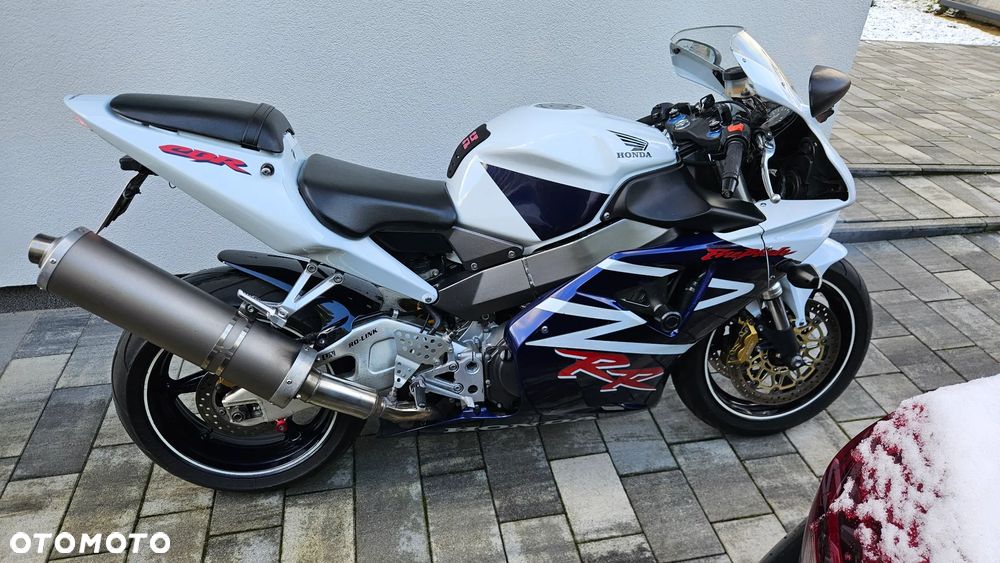 Honda CBR - 17