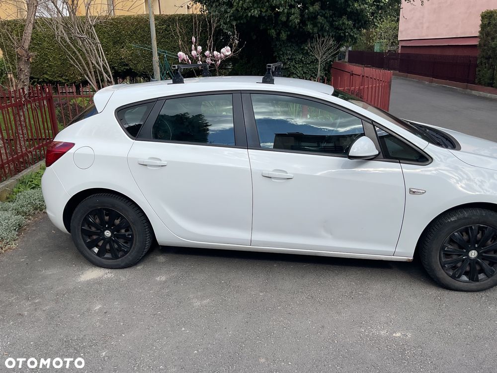 Opel Astra 1.6 - 4