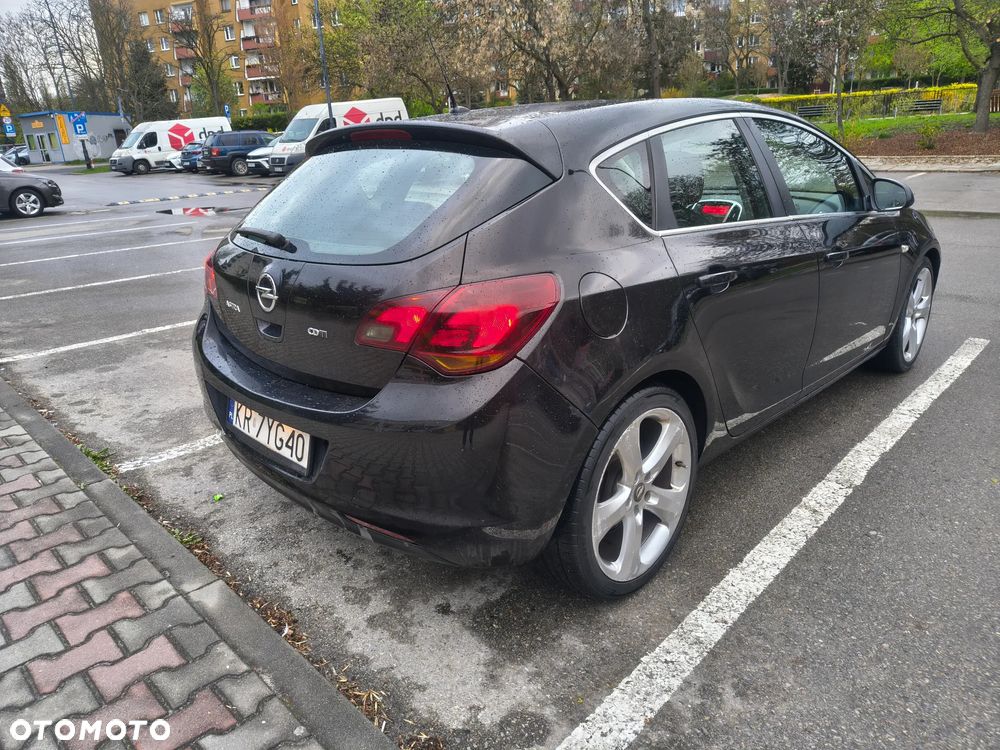 Opel Astra 1.7 CDTI Enjoy - 4