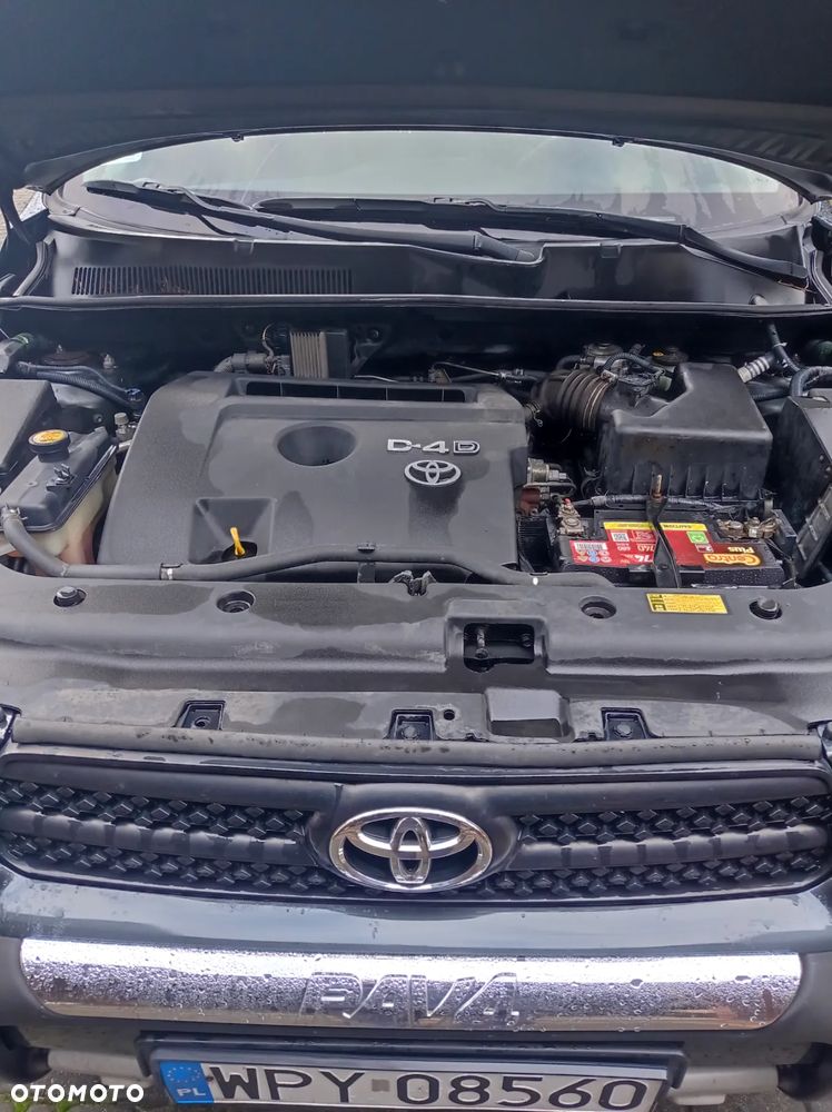 Toyota RAV4 2.2 D-4D Premium - 5