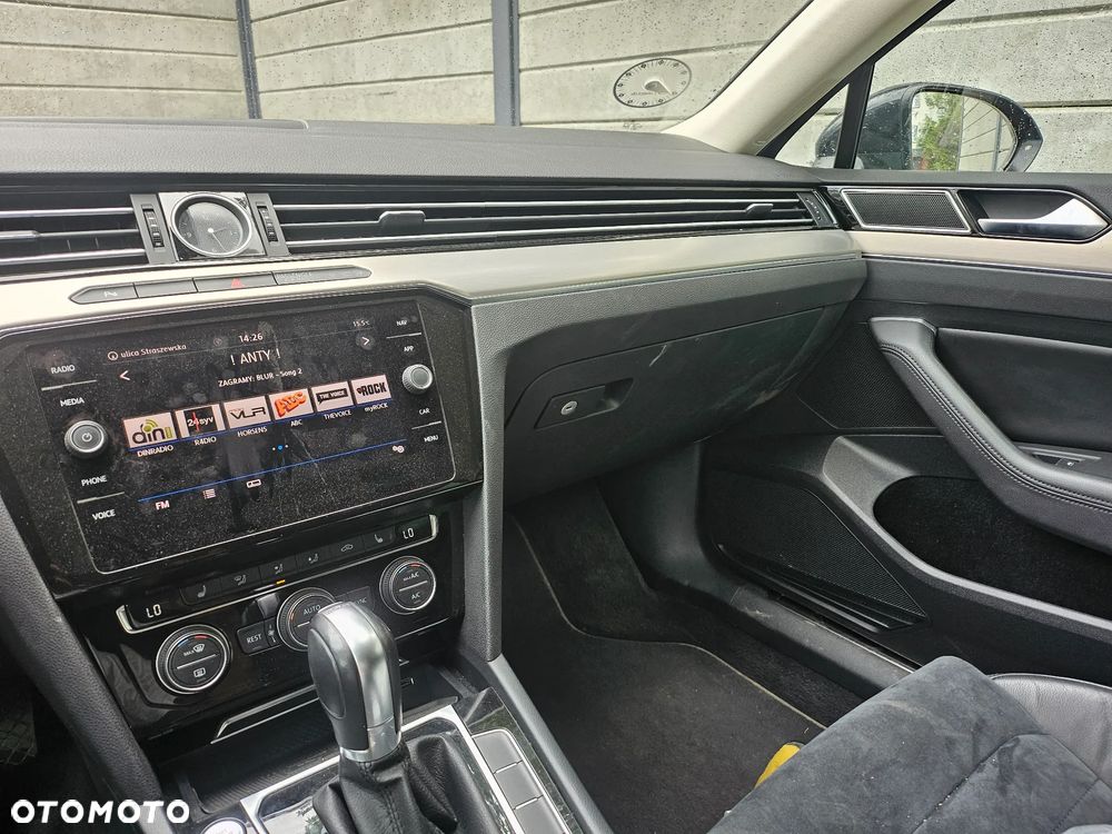 Volkswagen Passat 2.0 TDI SCR (BlueMotion Technology) DSG Highline - 13