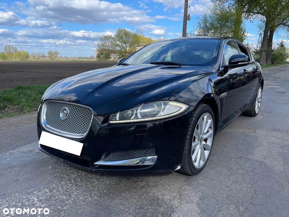 Jaguar XF - 30