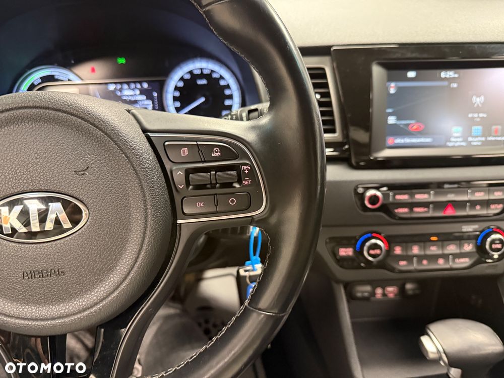Kia Niro - 17