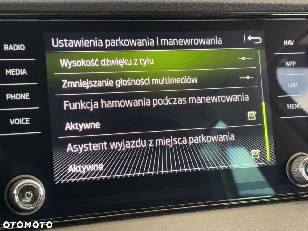 Skoda Karoq 1.5 TSI ACT Selection DSG - 37