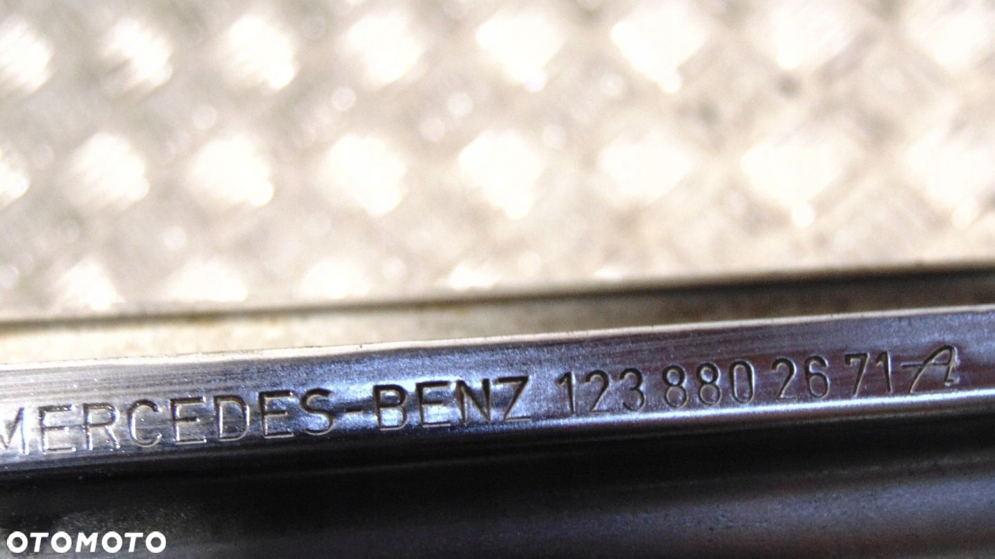 ZDERZAK TYŁ MERCEDES W123 SEDAN 1238802671A - 6