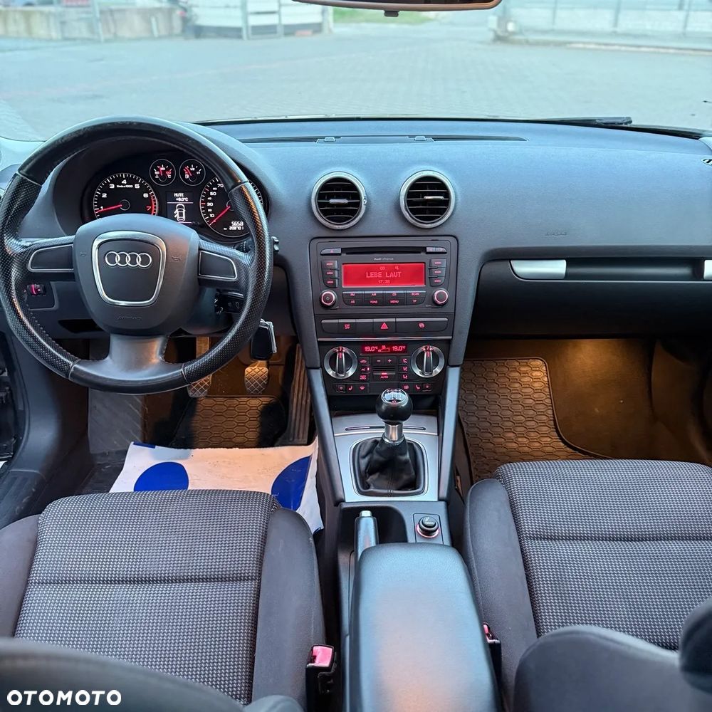 Audi A3 Sportback 2.0T FSI Attraction - 5