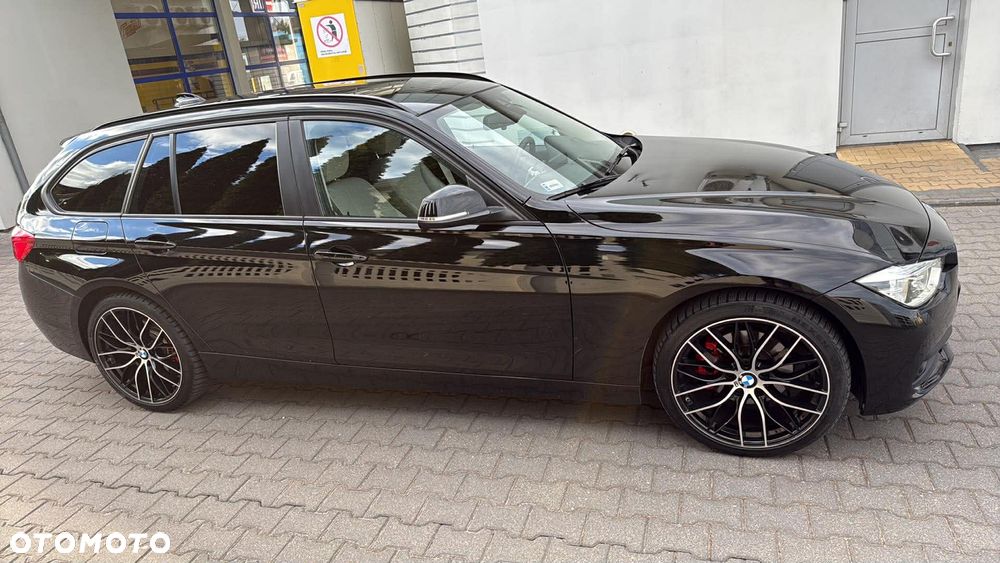 BMW Seria 3 320d Luxury Line Purity sport - 4