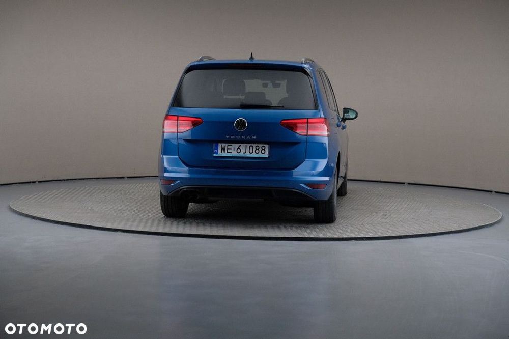 Volkswagen Touran - 5