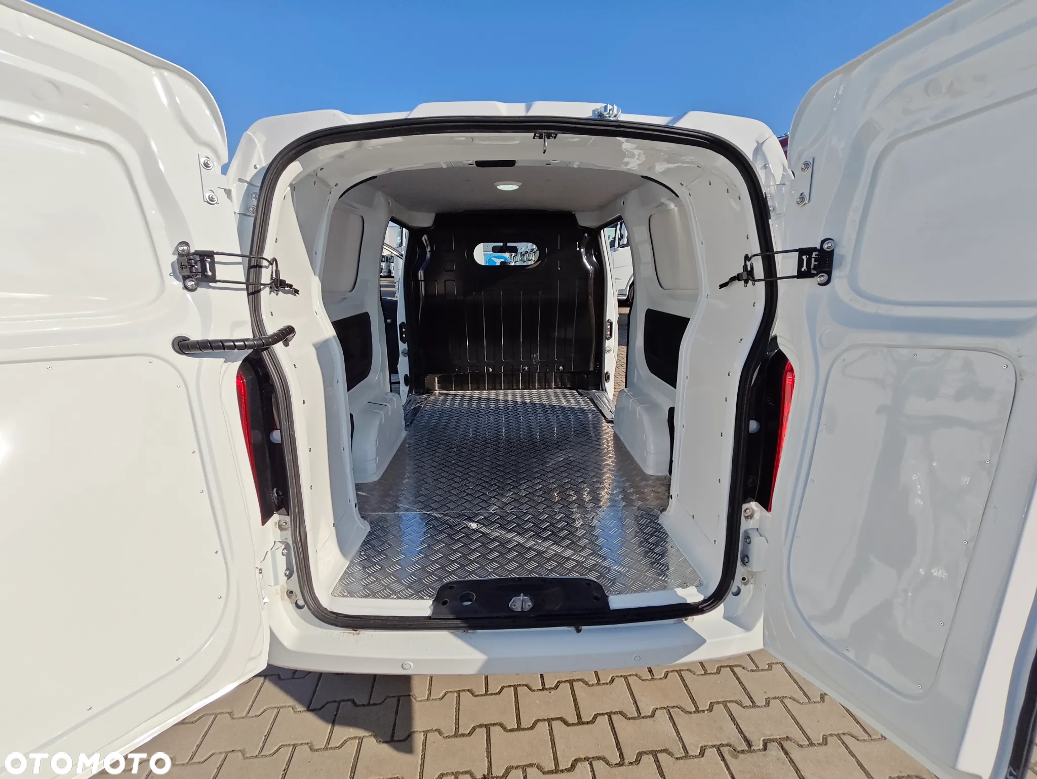 BYD ETP-3L - 11