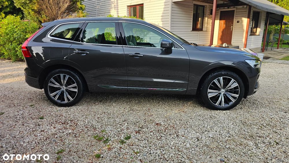 Volvo XC 60 B5 B AWD Ultimate Bright - 4