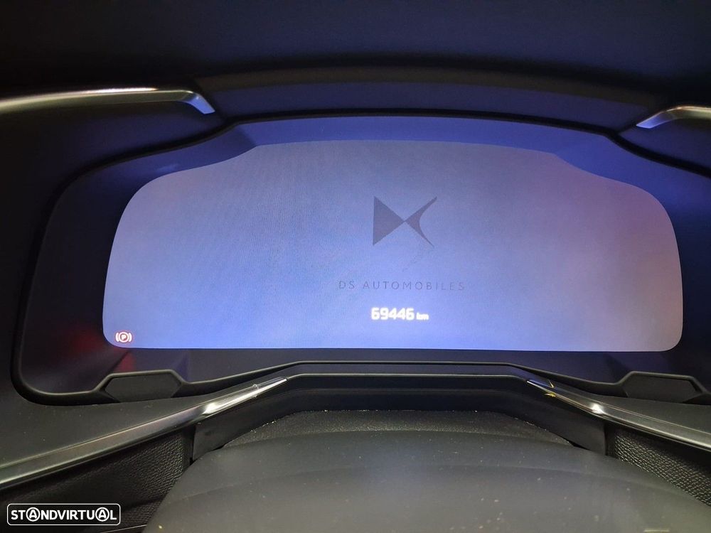 DS DS7 Crossback - 13