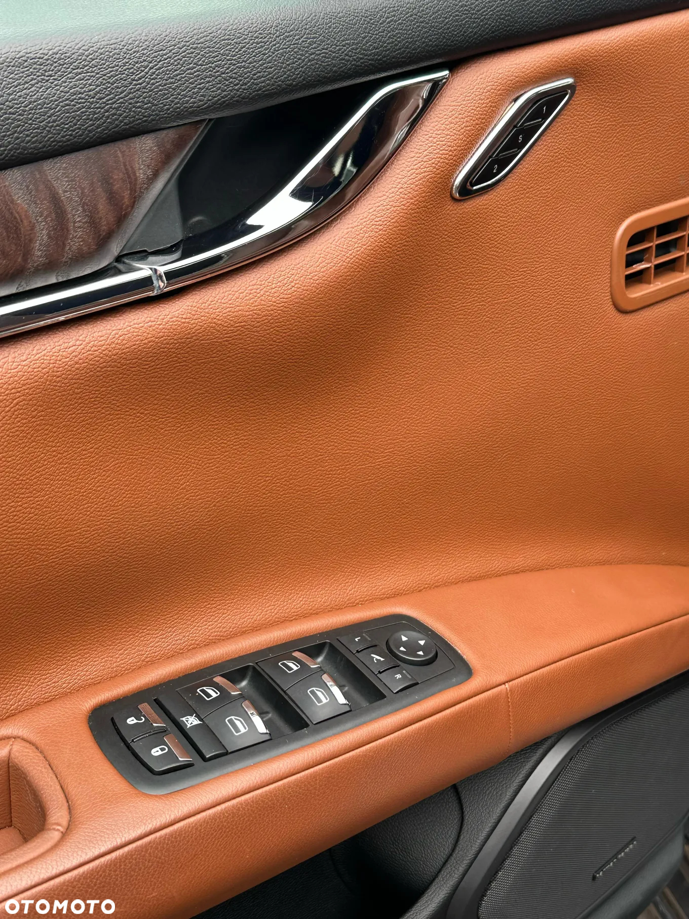 Maserati Quattroporte S - 18