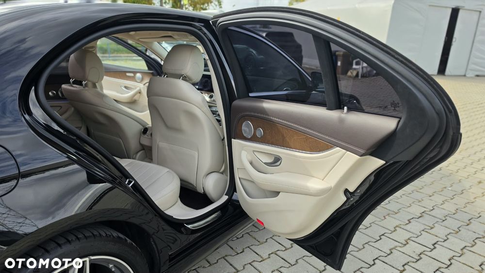 Mercedes-Benz Klasa E - 18