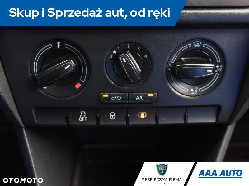 Skoda RAPID - 15