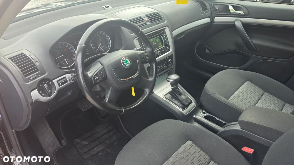 Skoda Octavia 1.6 TDI DPF DSG Ambition - 14