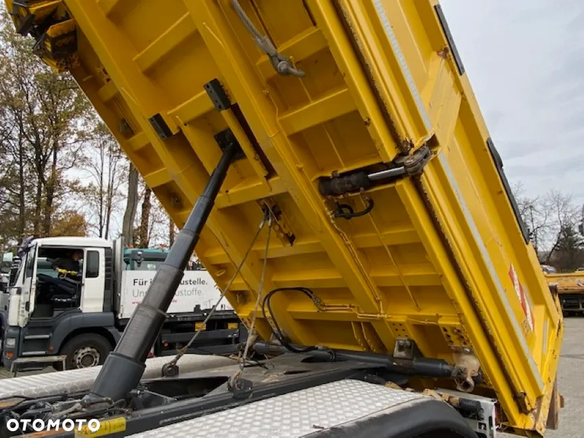 Mercedes-Benz Arocs 2648 6x4 - 16