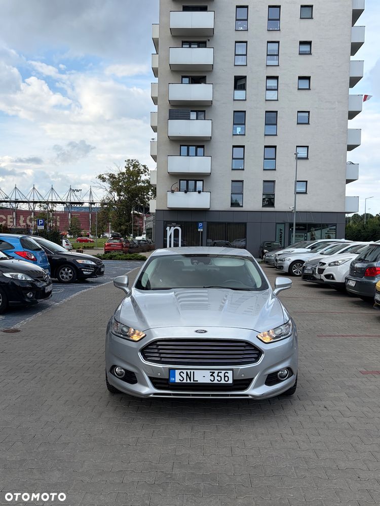 Ford Mondeo 2.0 TDCi STart-Stopp PowerShift-Aut Titanium - 2