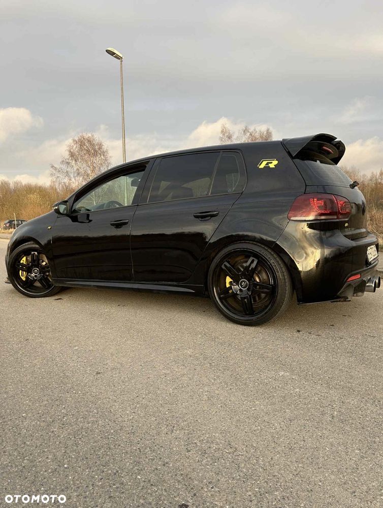 Volkswagen Golf - 11