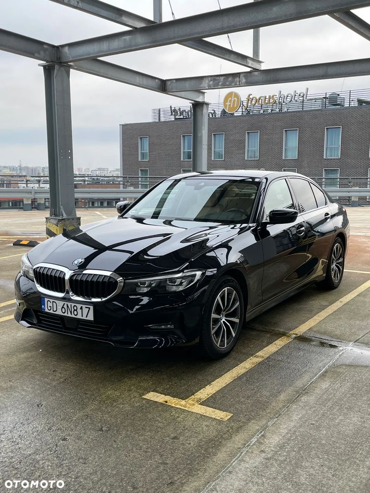 BMW Seria 3 320i xDrive - 1