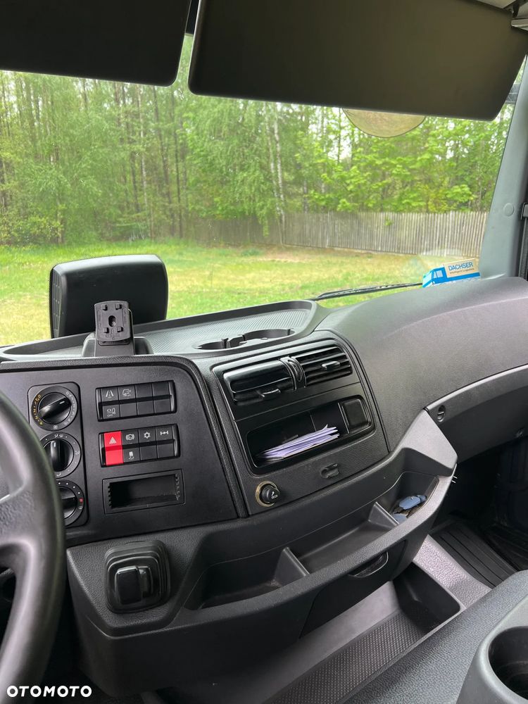 Mercedes-Benz ATEGO - 7