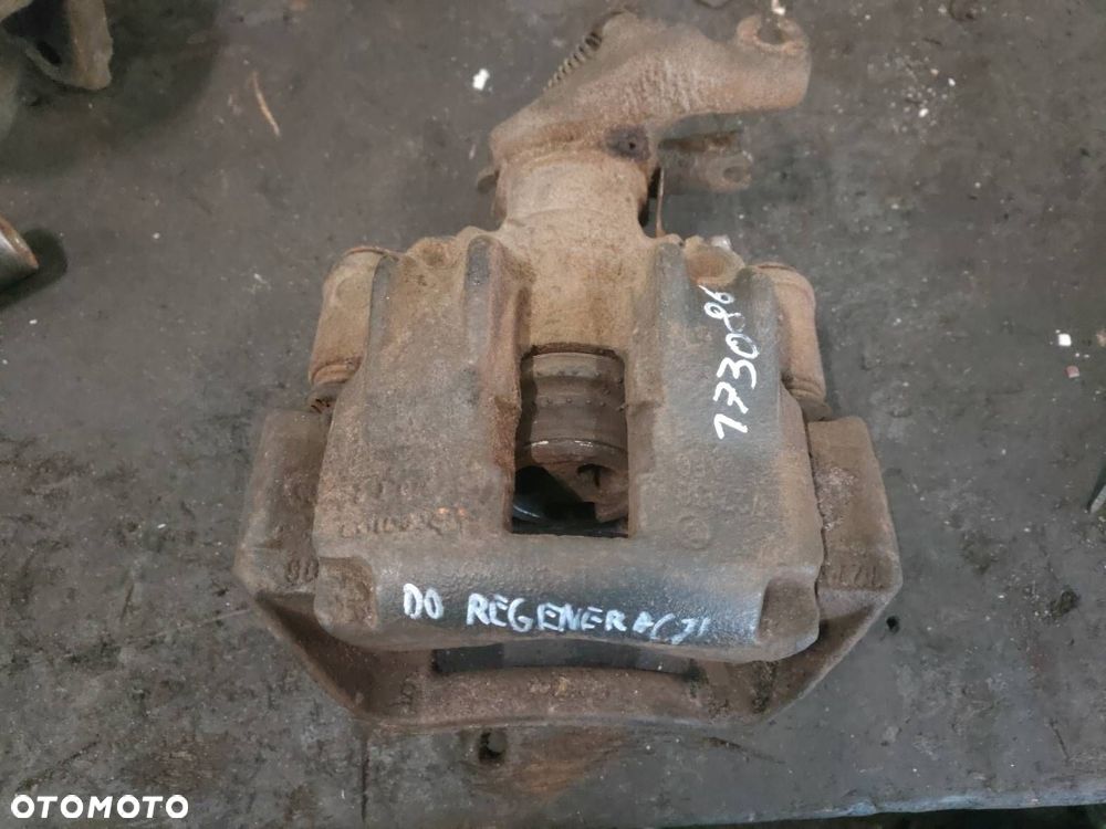 ZACISK HAMULCOWY LEWY TYŁ USZKODZONY DO REGENERACJI IVECO DAILY IV - 1