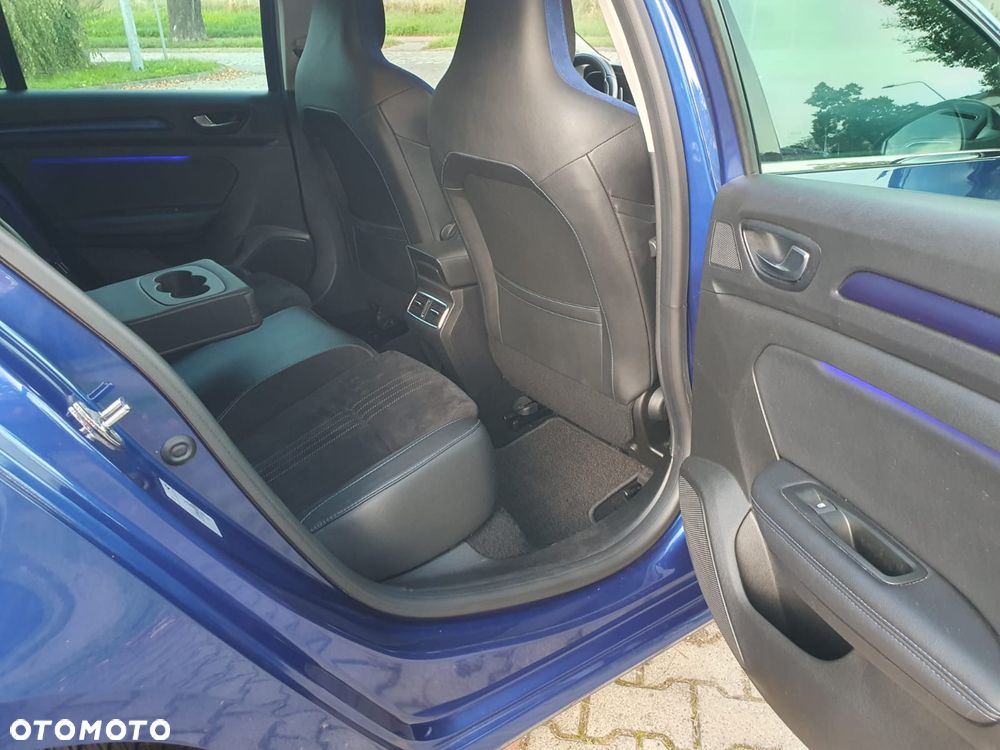 Renault Megane ENERGY TCe 205 EDC GT - 38