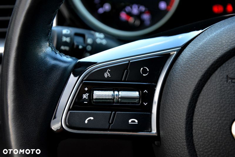 Kia Ceed 1.4 T-GDI L Business Line Plus - 27