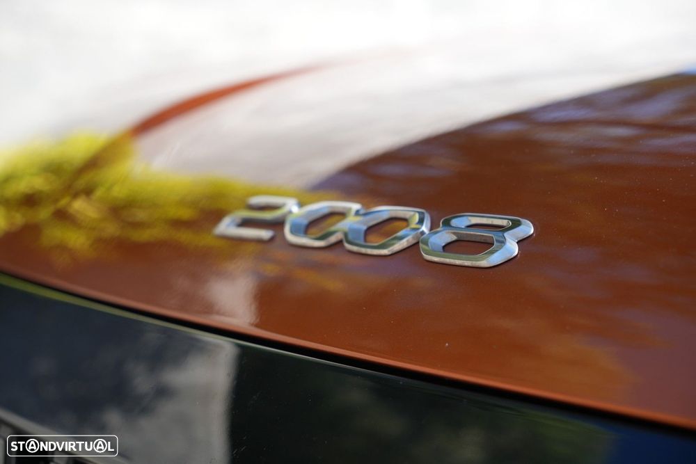 Peugeot 2008 1.2 PureTech GT Line - 34