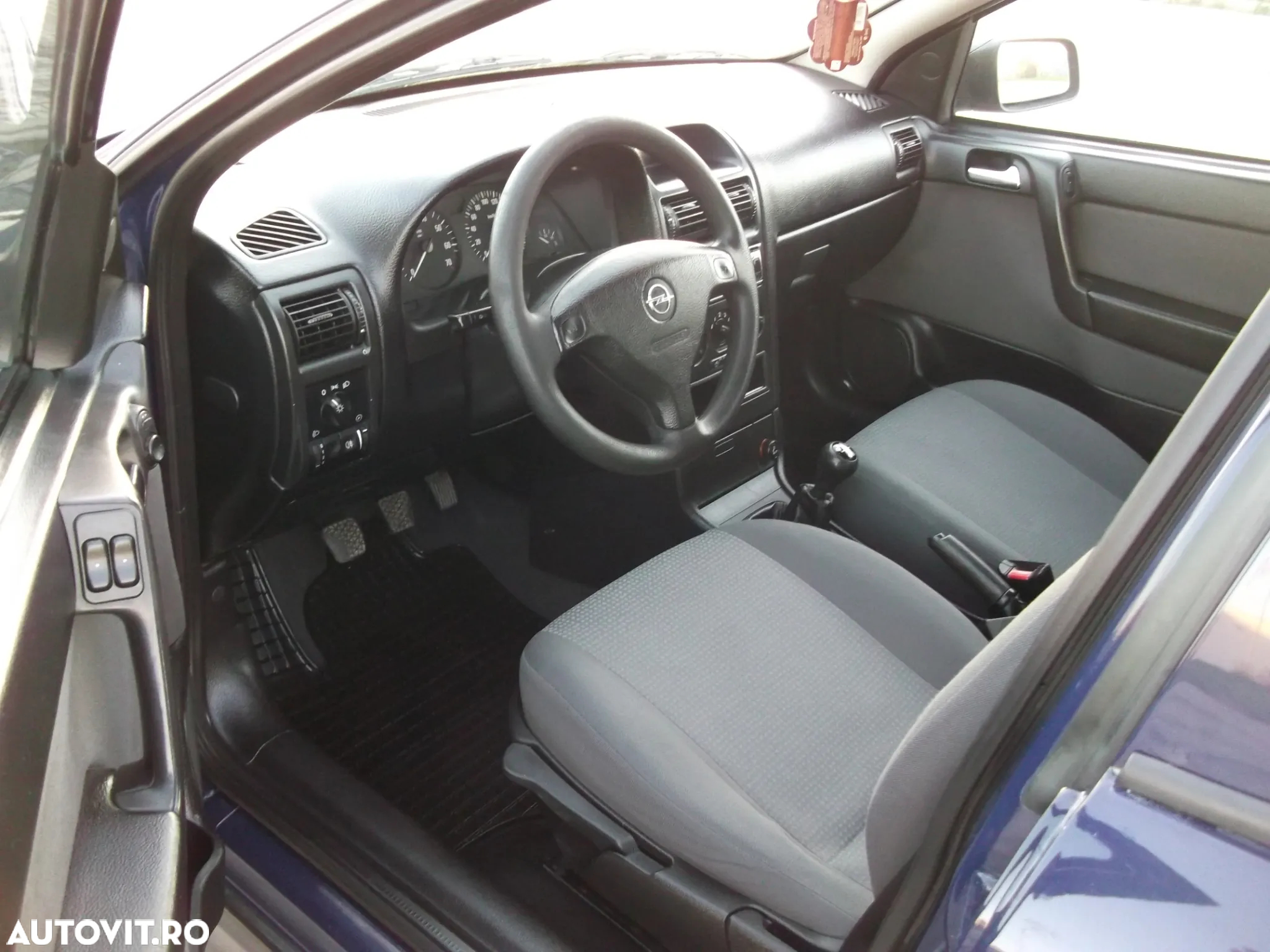 Opel Astra Classic 1.4i - 5