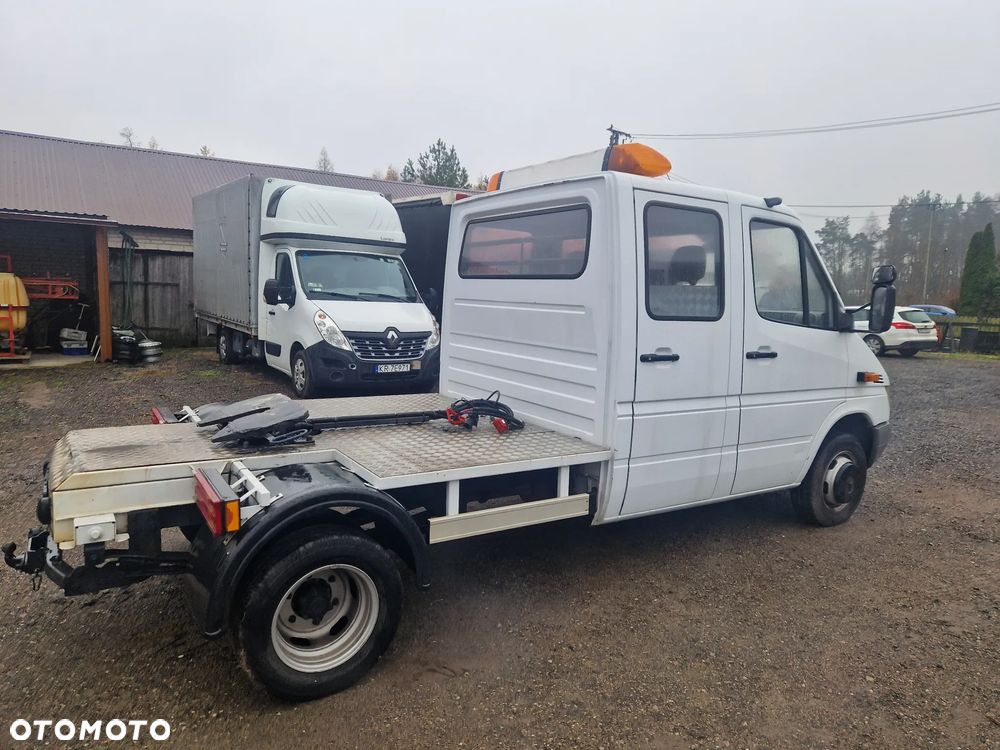 Mercedes-Benz SPRINTER - 4