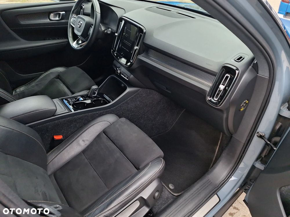 Volvo XC 40 T4 AWD R-Design - 11