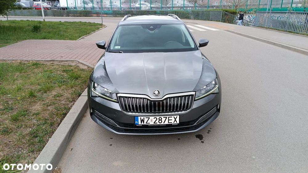 Skoda Superb 2.0 TDI SCR Style DSG - 2