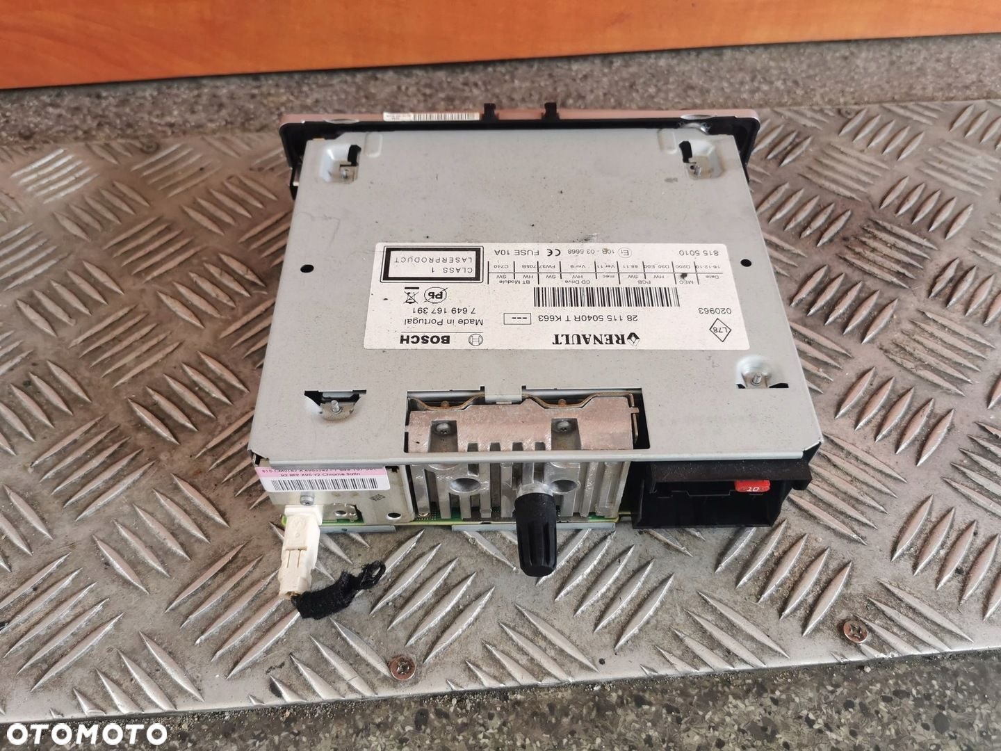 RENAULT MEGANE III OE RADIO CD 281155040R - 4