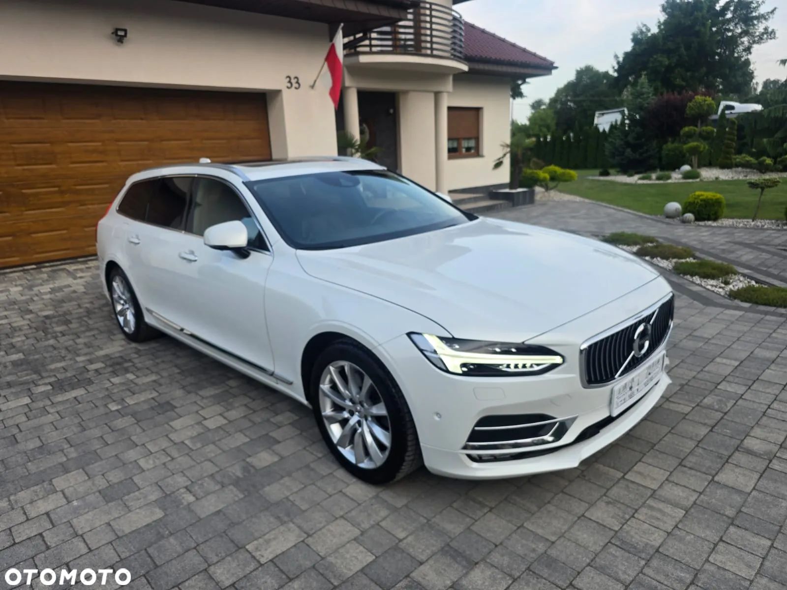 Volvo V90 D5 AWD Geartronic Inscription - 1
