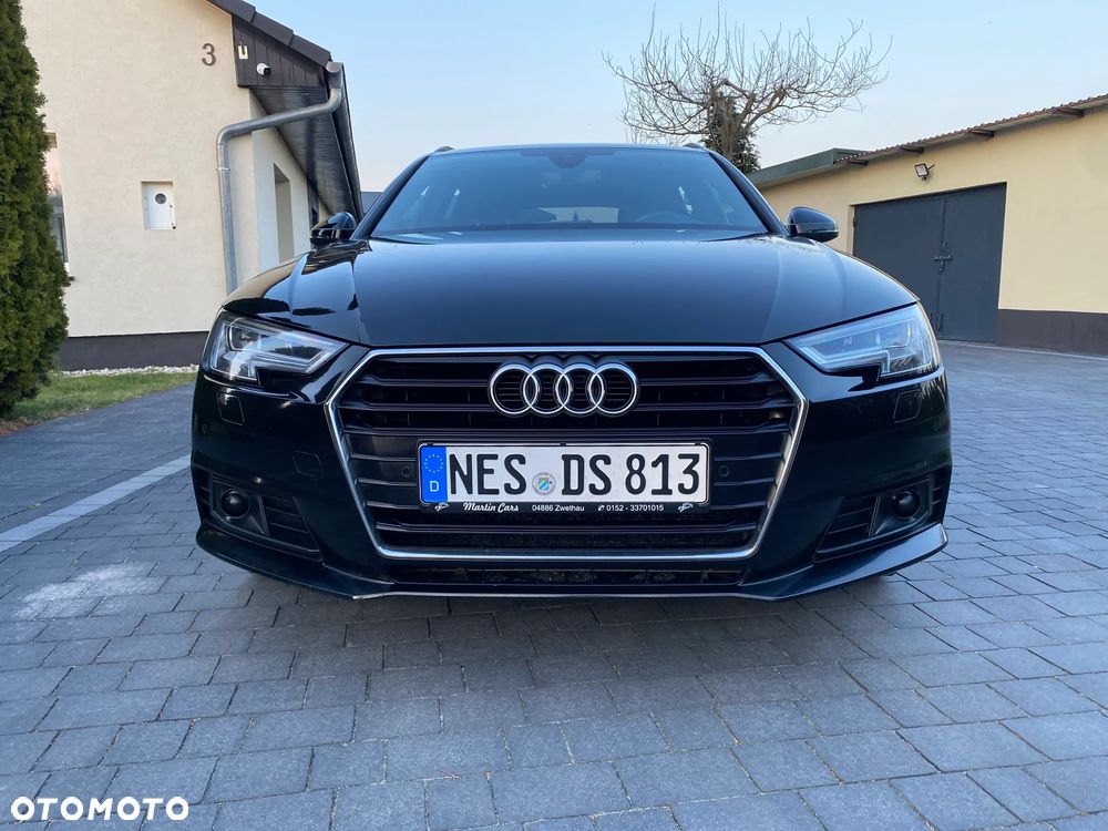 Audi A4 Avant 2.0 TDI S tronic design - 1