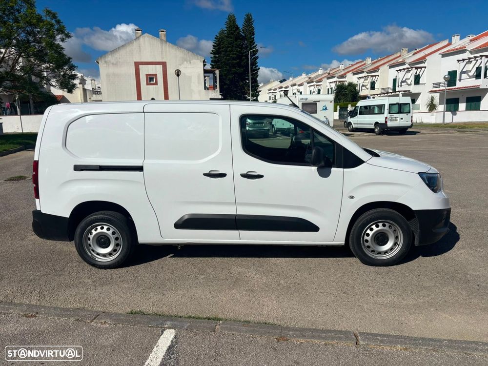 Opel Combo 1.5 CDTi 102cv L2 H1 ENJOY - AC - IVA DEDUTÍVEL - 9