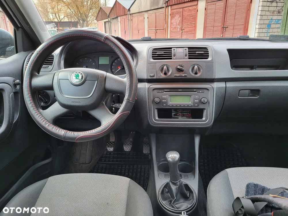 Skoda Fabia 1.4 16V Ambition - 4