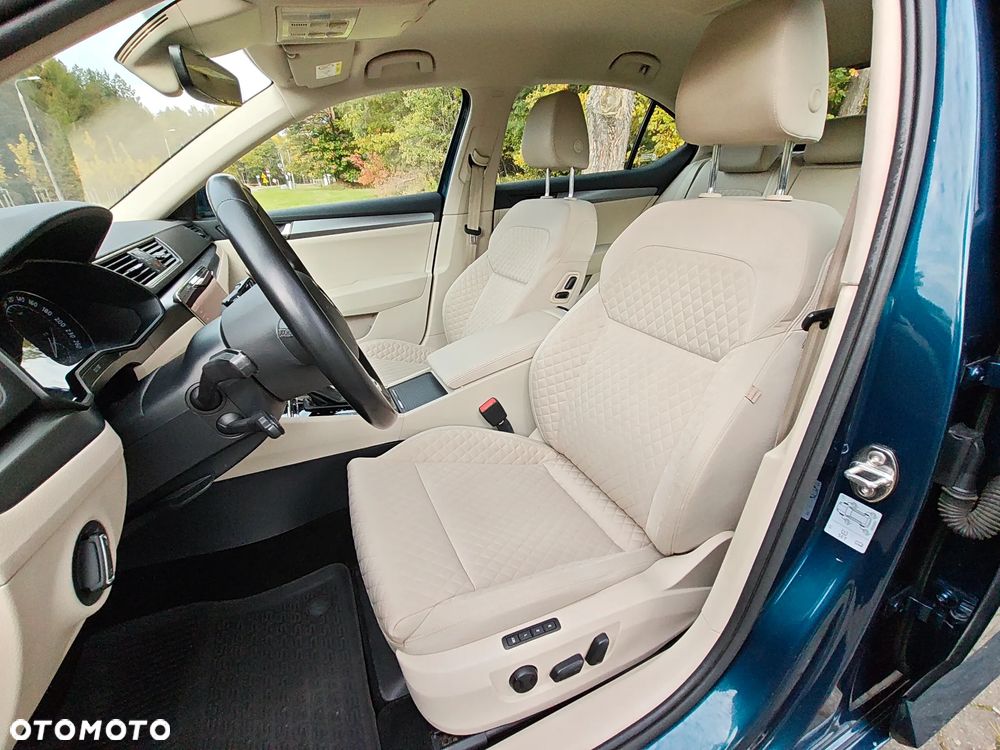 Skoda Superb 2.0 TSI 4x4 Style DSG - 8