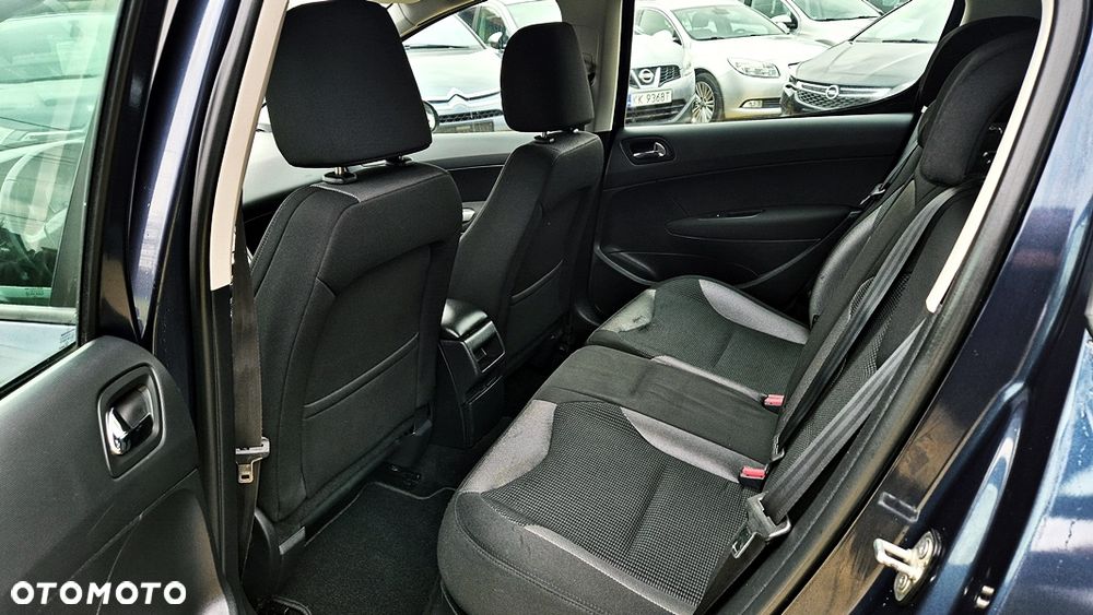 Peugeot 308 1.6 Premium Plus - 33