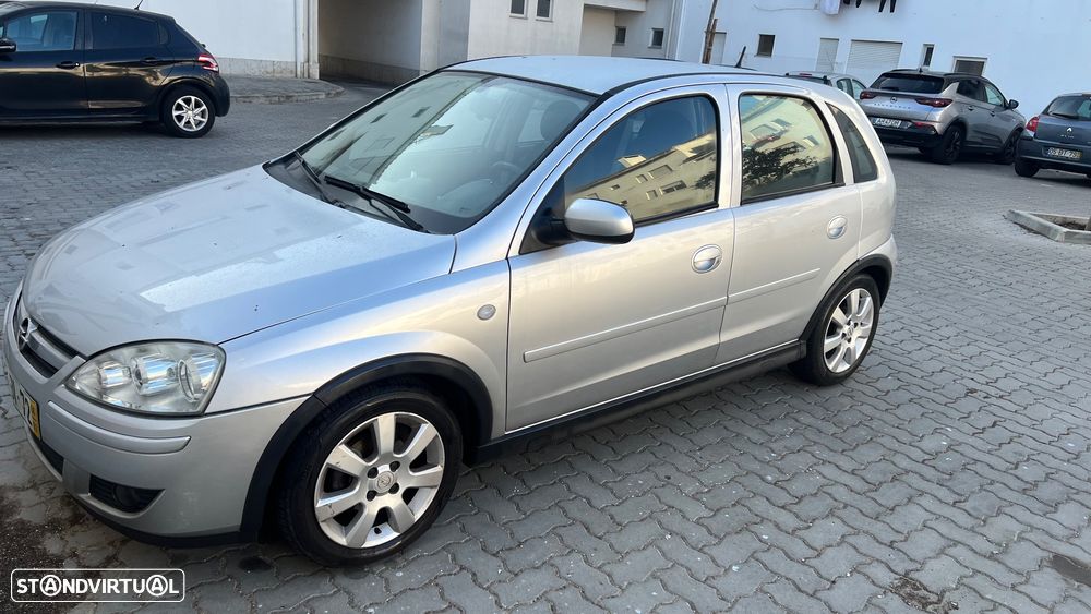Opel Corsa 1.2 Twinport Enjoy - 2