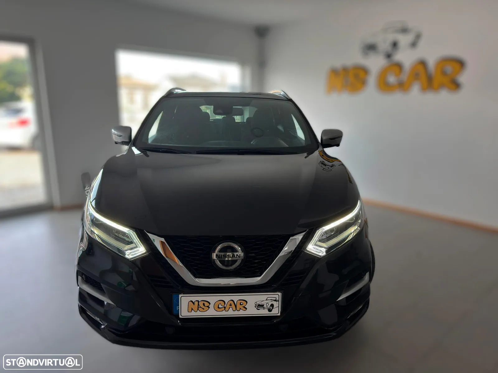 Nissan Qashqai 1.3 DIG-T N-Connecta J18 - 2