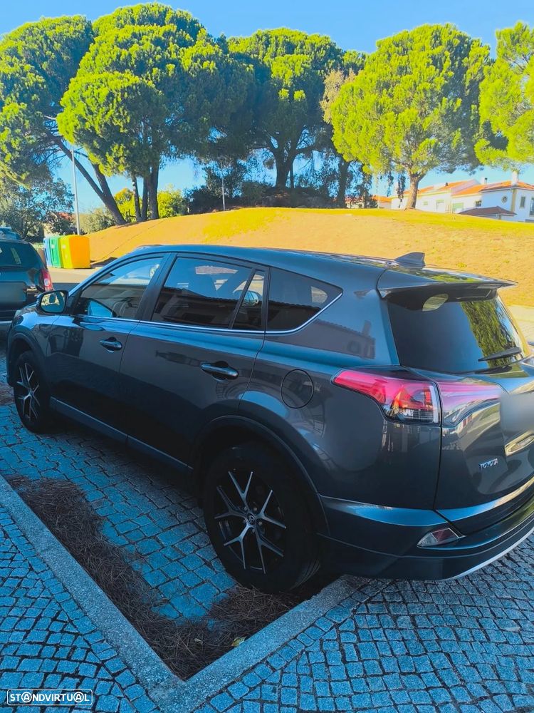 Toyota RAV4 2.0 D-4D Comfort - 4