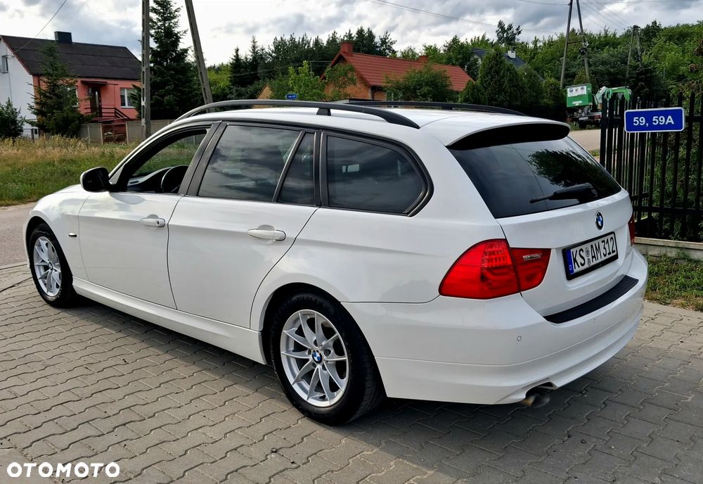 BMW Seria 3 318d DPF Edition Lifestyle - 3