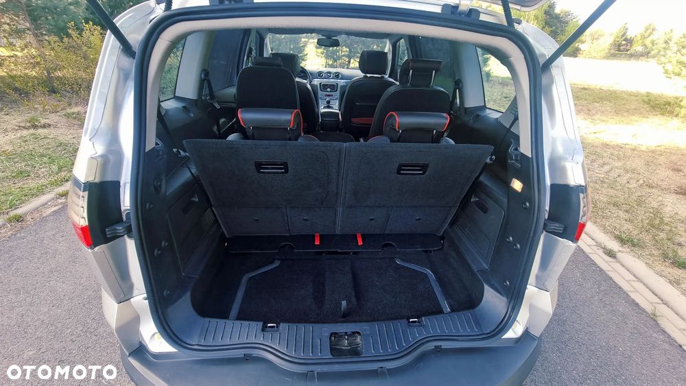 Ford S-Max - 31