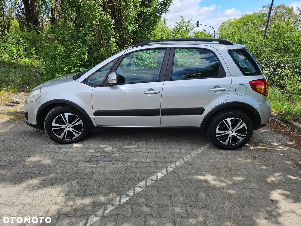 Suzuki SX4 1.6 Comfort - 2