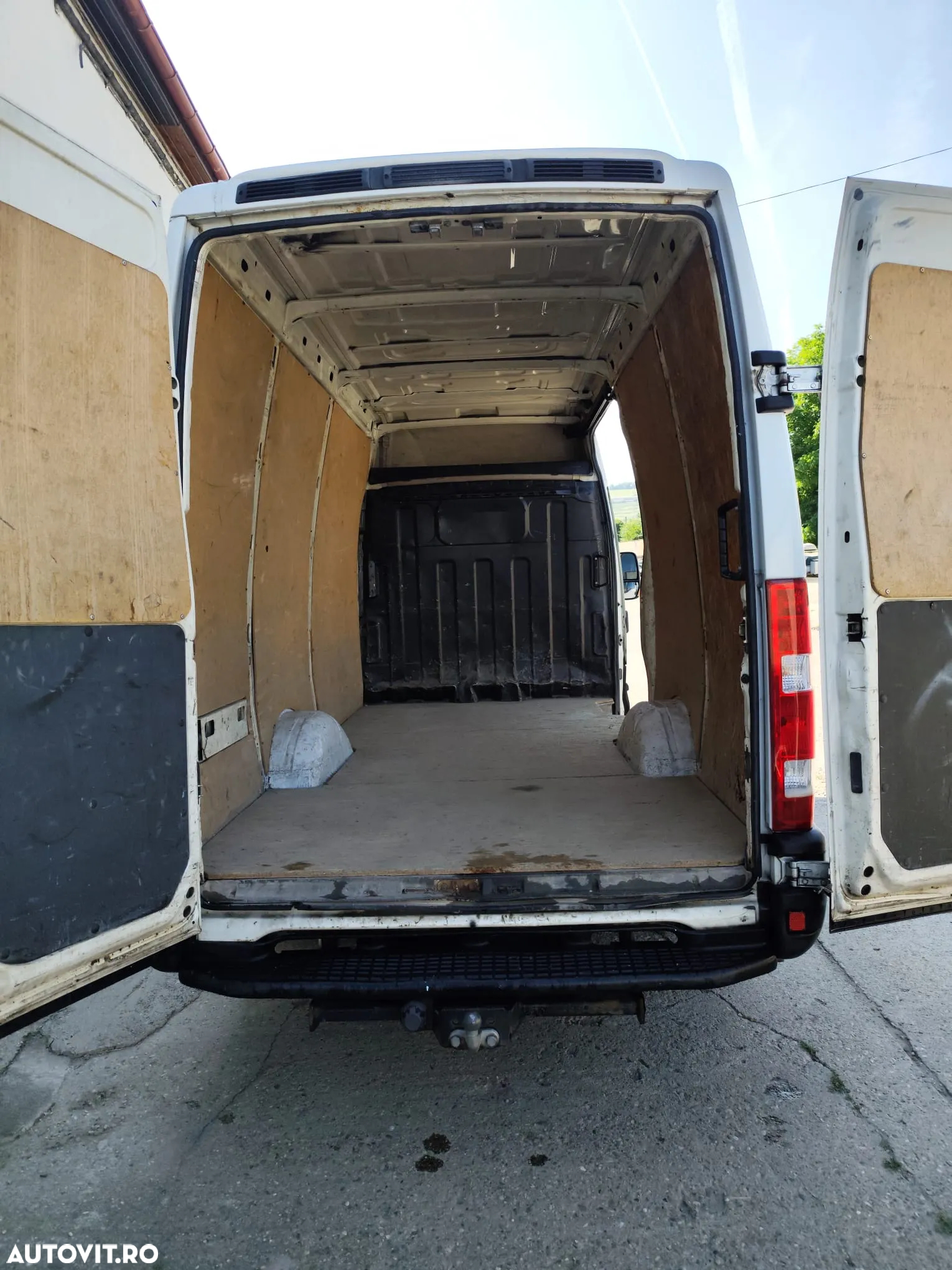 Iveco Daily 35S12 - 9
