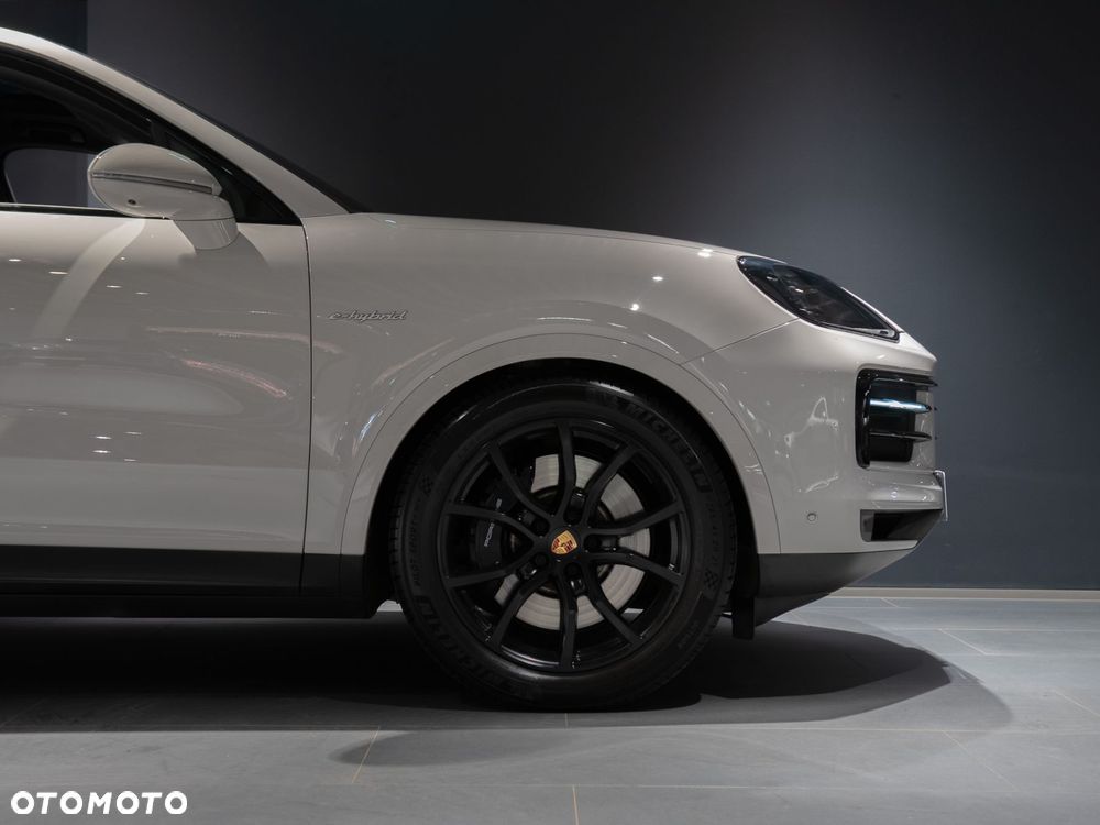 Porsche Cayenne S E-Hybrid PHEV - 11