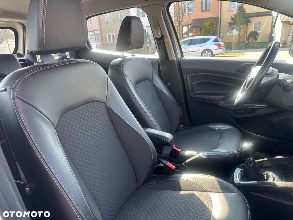 Ford EcoSport 1.5 EcoBlue TITANIUM - 21