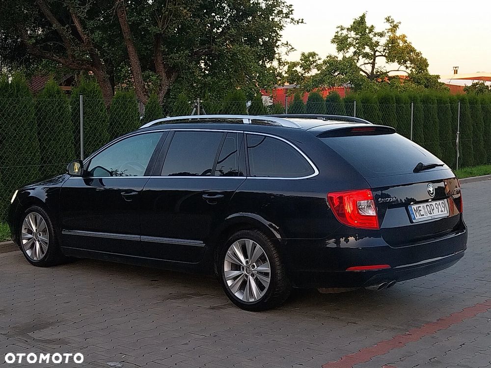 Skoda Superb 2.0 TDI DSG Exclusive - 7
